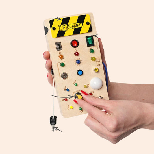 Houten Drukbord – Interactief Speelpaneel voor Peuters, Ondersteunt Motorische Vaardigheden 2