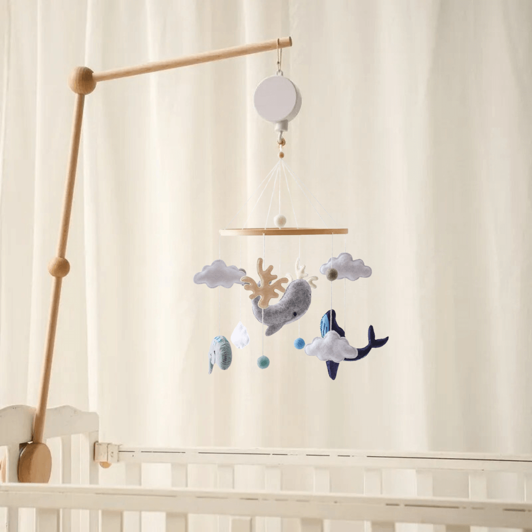 Babymobiel – Rustgevende Houten Ontwerpen met Babyveilig Vilt – Ideaal voor Zintuiglijke Ontwikkeling 12