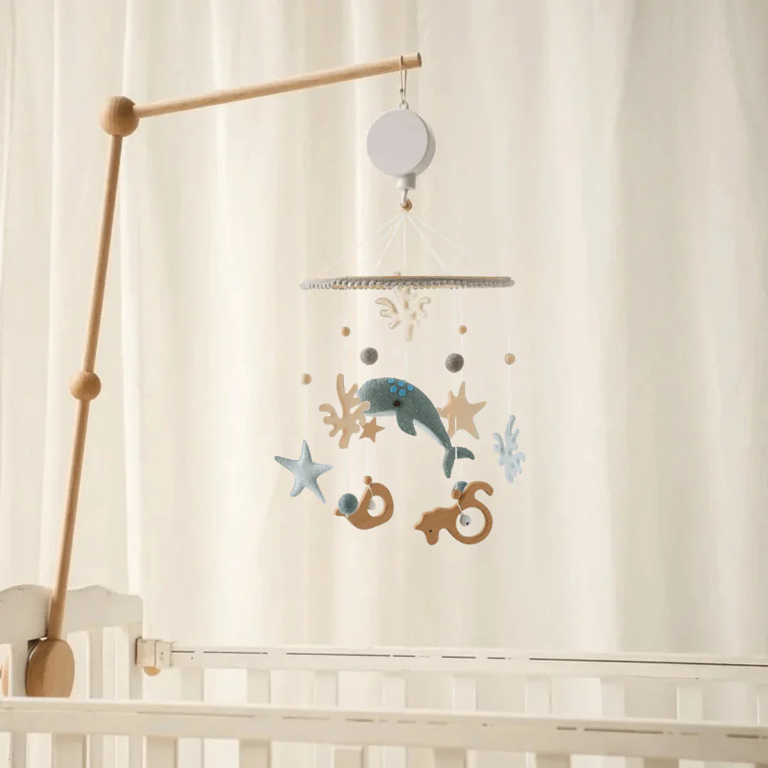 Babymobiel – Rustgevende Houten Ontwerpen met Babyveilig Vilt – Ideaal voor Zintuiglijke Ontwikkeling 5