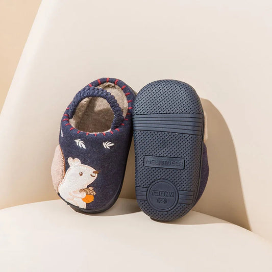 Binnenpantoffels – Comfortabele Antislip Zolen, Hoogwaardige Stof, Leuk Cartoon Design voor Kinderen 0