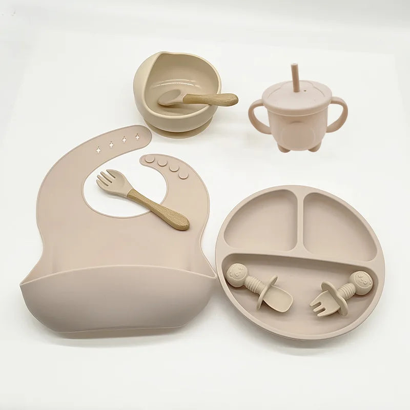 Eetset voor Baby's – Veilig Silicone, Vaatwasserbestendig, Morsbestendig, Drie Compartimenten 8