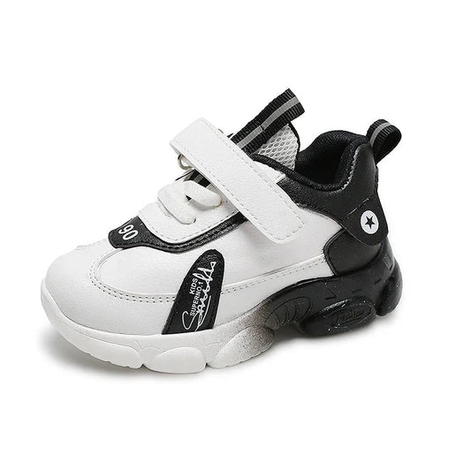 Kinderschoenen – Antislip Zool voor Optimale Grip, Comfortabel en Duurzaam – Perfect voor Actieve Kinderen 0