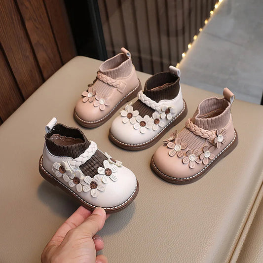 Meisjes Schoenen – Comfortabele Bloemenpatroon, Duurzaam Leer, Rubber Zolen – Perfect voor Avonturen 1
