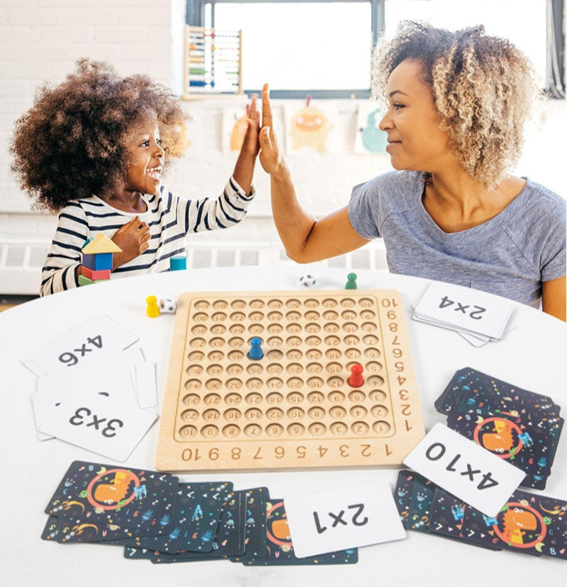 Rekenspel – Houten Rekenbord met 100 Vermenigvuldigingskaarten en Dobbelstenen – Educatief Speelgoed voor Kinderen 2