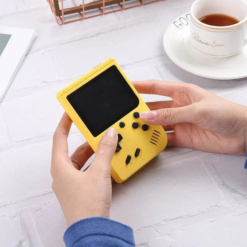 Retro Spelconsole – Meer dan 400 Klassieke Spellen, 3 Inch Scherm, Gebruiksvriendelijk – Perfect voor Gezinsplezier 0