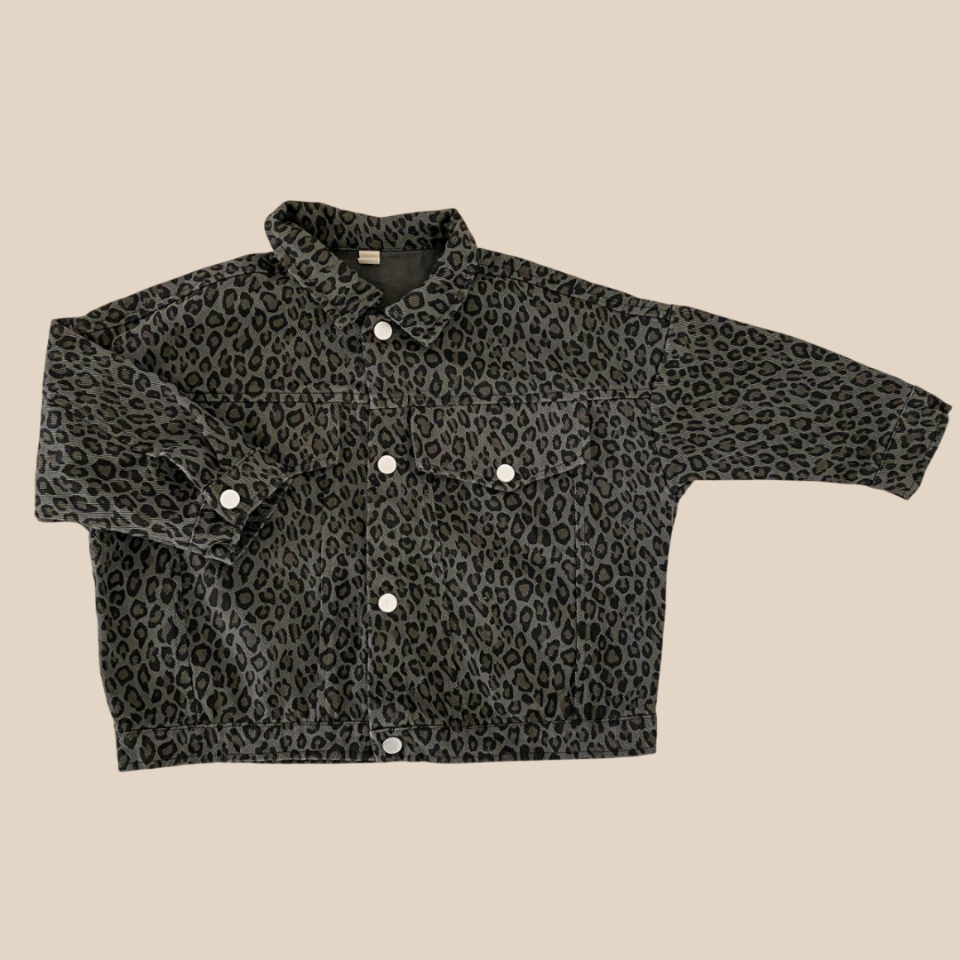 Spijkerjasje – Trendy Luipaardprint, 100% Denim Katoen, Gemakkelijk Aan te Trekken – Voor Avontuurlijke Kinderen 1